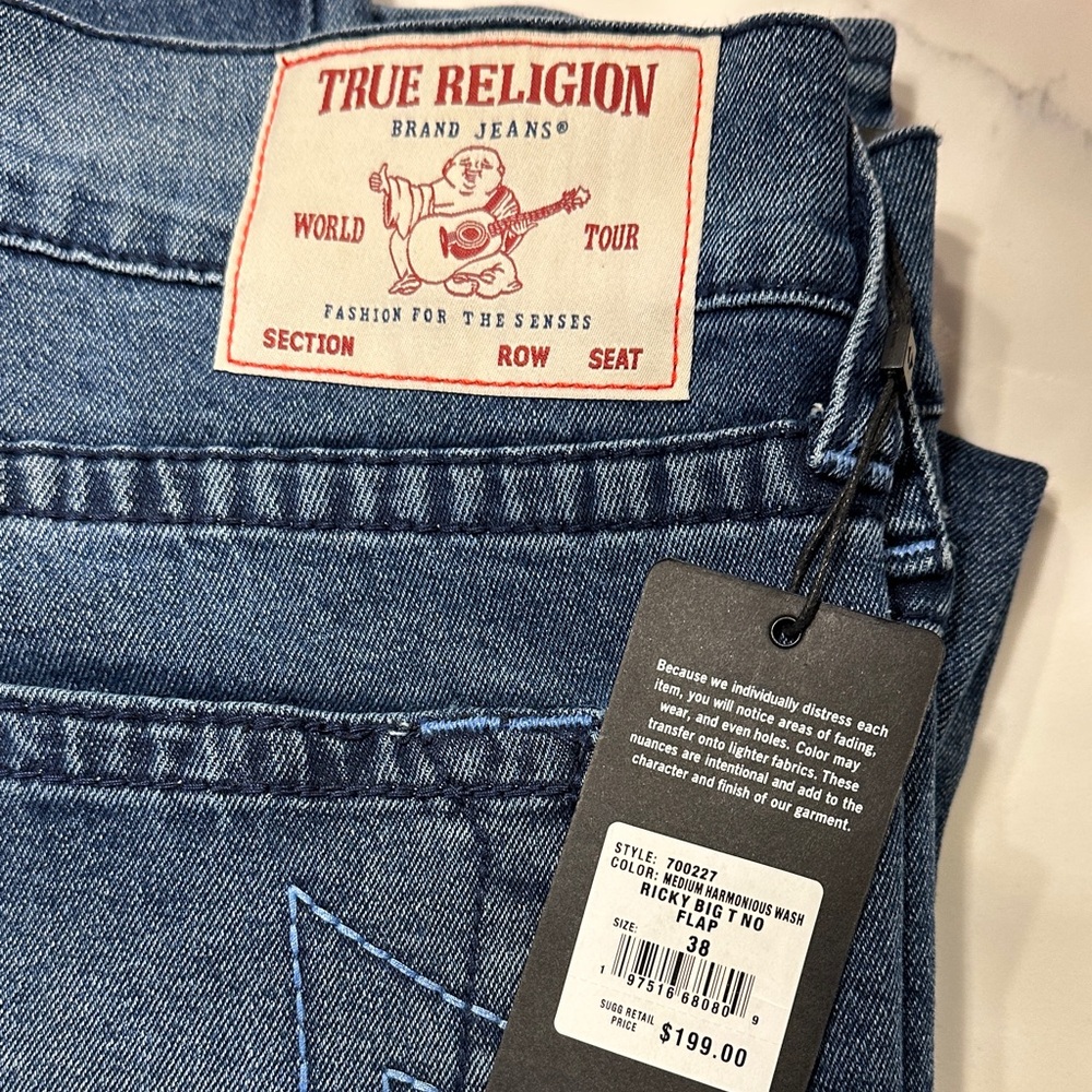 NWT men’s True Religion Indigo Denim Jeans
